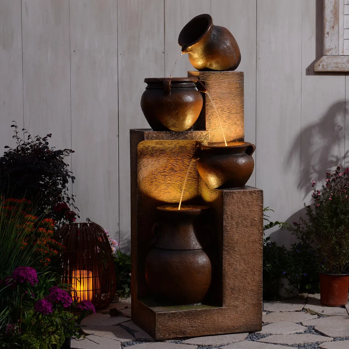 Springbrunnen für Außen Großer Gartenbrunnen mit LED Beleuchtung, 4-Stufiger brunnen mit kaskadenförmigen Schalen für Draussen Garten, Terrasse, Hinterhof, Veranda, 134x46x37, Gold